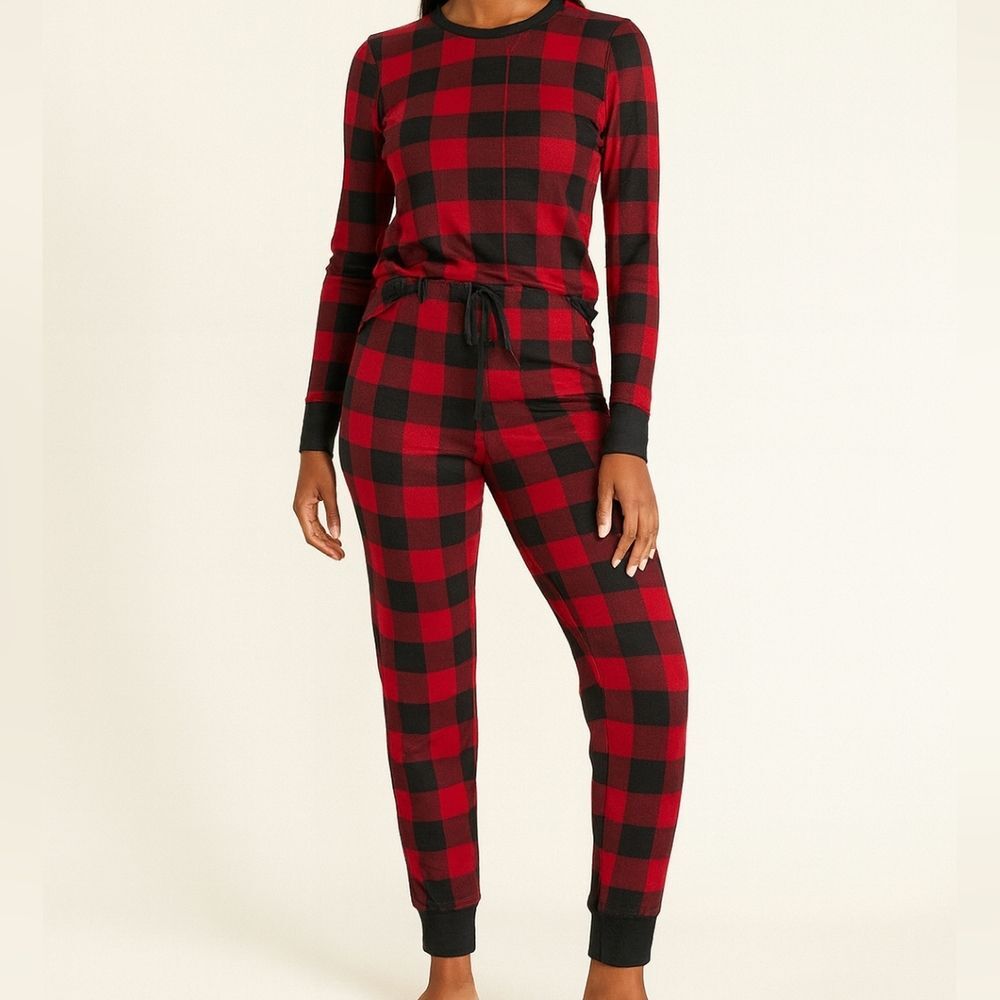 Secret Treasures Women's 2pc Pajama Set Size M Top Bottoms L Red Black Plaid